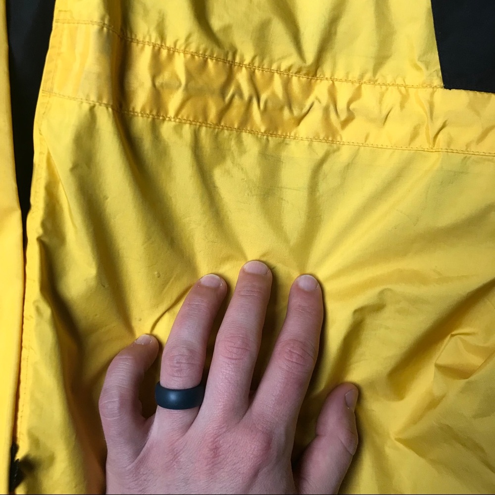The North Face Gortex Mountain Guide Shell - Picture 6 of 7